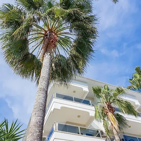 Best City 10 Apartment